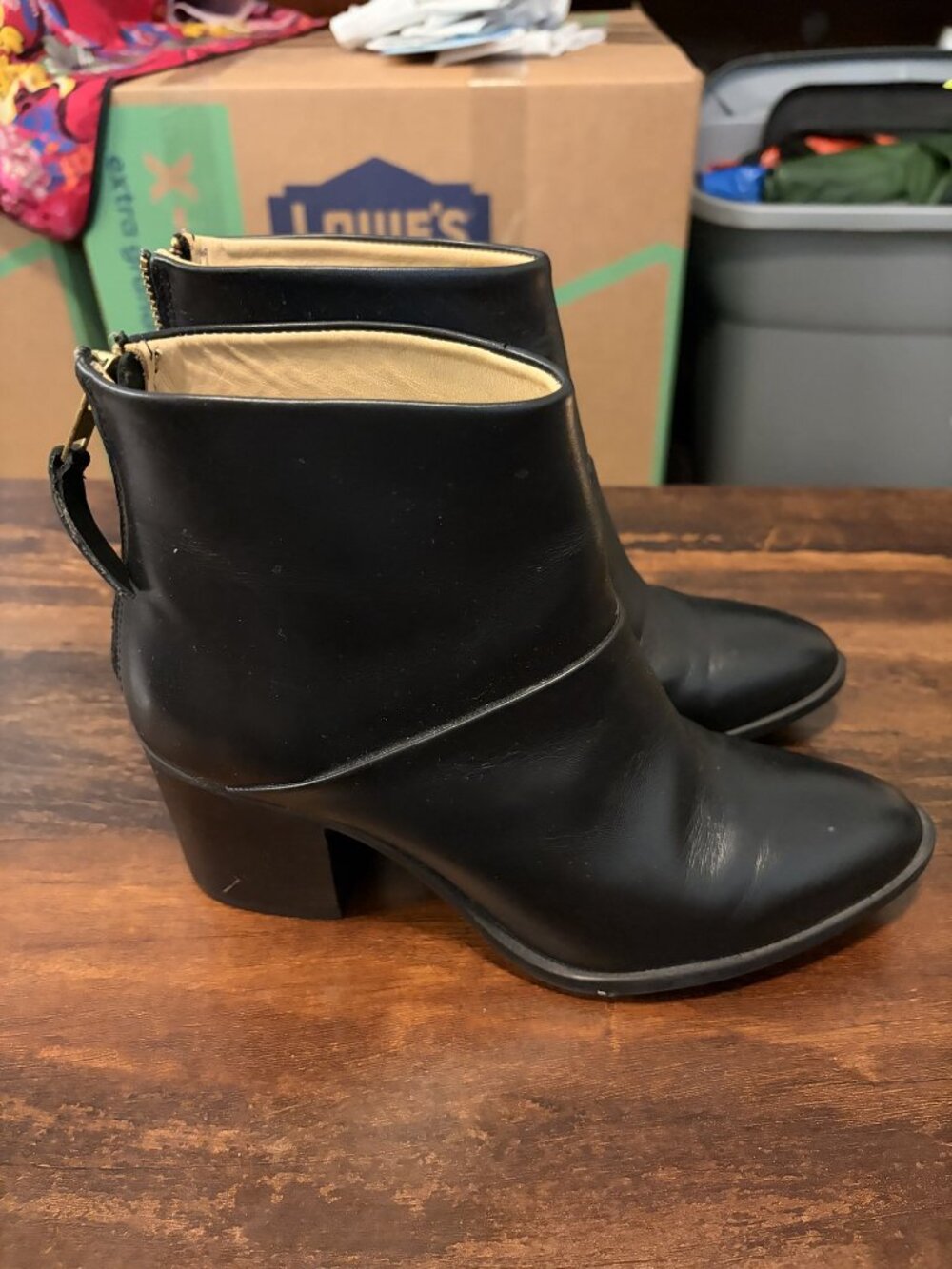 Nisolo Black Leather Ankle Boots Size 7.5